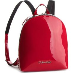 Plecak CALVIN KLEIN - Snap Sml Backpack P K60K604930 640. Czerwone plecaki damskie Calvin Klein, ze skóry ekologicznej, klasyczne. Za 549.00 zł.