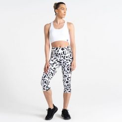 Legginsy damskie Influential Active 3/4. Białe legginsy sportowe damskie Dare 2b, bez wzorów, ze skóry, na fitness i siłownię. Za 197.00 zł.