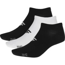 Skarpetki męskie SOM006 - głęboka czerń+biały+głęboka czerń. Skarpety męskie marki 4f. Za 29.99 zł.
