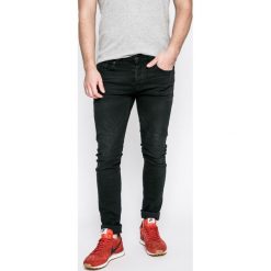 Only & Sons - Jeansy Loom black. Jeansy męskie marki Only & Sons. W wyprzedaży za 79.90 zł.