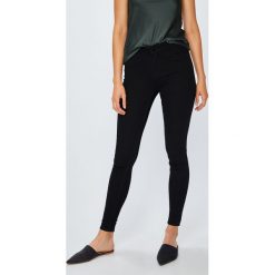 Jacqueline de Yong - Jeansy Ella. Jeansy damskie marki Jacqueline de Yong. Za 119.90 zł.