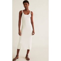 Mango - Sukienka Minimal. Sukienki damskie marki Mango. Za 119.90 zł.