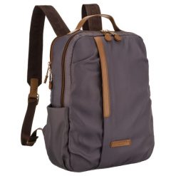 Plecak damski w szarym kolorze, zawieszony na regulowanych szelkach i zamykany suwakiem - Peterson. Szare plecaki damskie Peterson, bez wzorów. Za 124.99 zł.