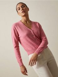 Klasyczny kardigan zapinany na guziki - różowy. Czerwone kardigany damskie Sinsay, l, bez wzorów, klasyczne. Za 39.99 zł.