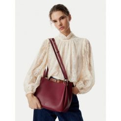 Torebka Furla. Czerwone torebki do ręki damskie Furla, bez wzorów, klasyczne, bez dodatków. Za 1,709.00 zł.