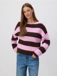 Sweter w paski - wielobarwny. Swetry damskie Reserved, l, bez wzorów, z dzianiny, bez kołnierzyka, bez ramiączek, bez kaptura. Za 139.99 zł.