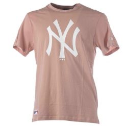 T-Shirt New Era League Essntls Cf Neyyan Drswhi Dorosłych. Czerwone t-shirty męskie New Era, s, bez wzorów, z bawełny, klasyczne, bez kołnierzyka. Za 181.99 zł.