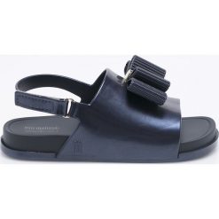 Melissa - Sandały dziecięce Beach Slide + Jason Wu. Sandały dziewczęce marki Melissa. W wyprzedaży za 229.90 zł.