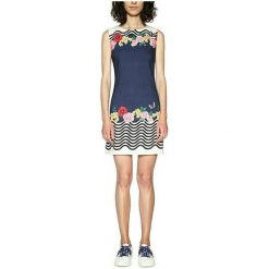 Desigual Kobiety Ubierają Vest Prudencia 18swvwcl 5001 (Rozmiar 42). Spódnice damskie marki Desigual. W wyprzedaży za 328.00 zł.