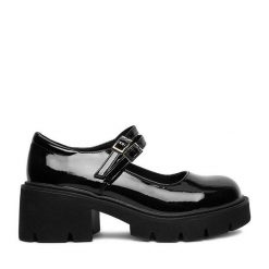Półbuty JENNY. Czarne półbuty damskie Jenny, bez wzorów, bez obcasa, na obcasie, bez zapięcia. Za 139.99 zł.