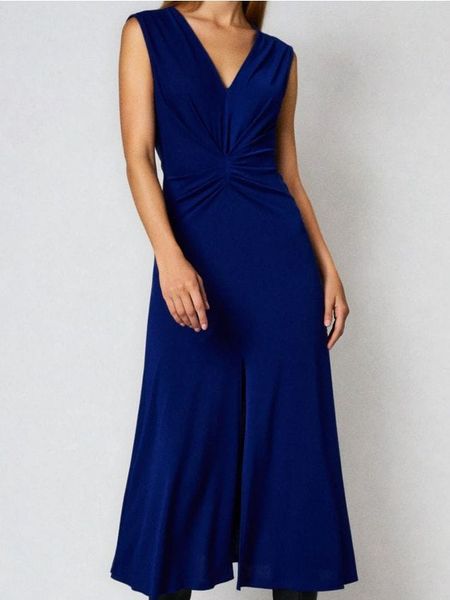 Sukienka maxi - niebieski. Niebieskie sukienki damskie Sinsay, l, bez wzorów, bez kołnierzyka, bez ramiączek, maxi. Za 69.99 zł.