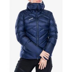Kurtka puchowa damska Mammut Taiss IN Hooded Jacket. Niebieskie kurtki damskie Mammut, l, bez wzorów, z puchu, bez kaptura, trekkingowe. Za 1,810.75 zł.