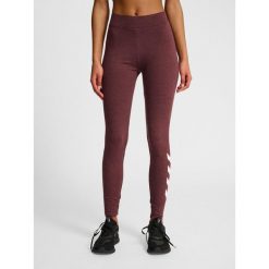 Legginsy wysoki stan z logo dla kobiet Hummel Pulse. Czerwone legginsy damskie Hummel, bez wzorów, z podwyższonym stanem, na fitness i siłownię. Za 137.00 zł.
