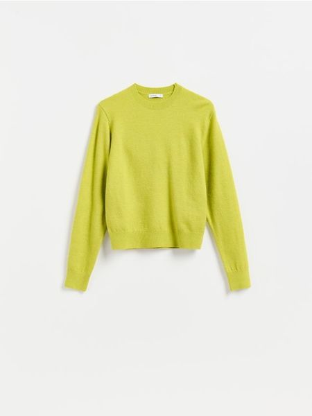 Gładki sweter - zielony. Zielone swetry damskie Reserved, l, bez wzorów, z dzianiny, bez kołnierzyka, bez ramiączek, bez kaptura. Za 119.99 zł.