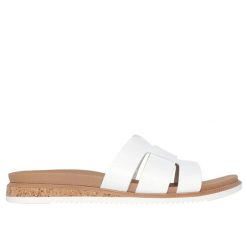 Sandały damskie Skechers BOBS Desert Kiss Low - Peak Look. Białe sandały damskie Skechers, bez wzorów, z materiału, bez obcasa, bez zapięcia. Za 231.50 zł.