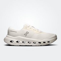 Buty do biegania damskie On Running Cloudrunner 3 Wide white/ivory. Białe obuwie sportowe damskie On Running, bez wzorów, z materiału, do biegania. Za 781.95 zł.