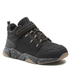 Sneakersy Action Boy. Czarne trampki i tenisówki chłopięce Action Boy, bez wzorów, bez zapięcia. Za 99.99 zł.