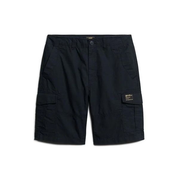 Spodenki cargo Superdry Parachute. Niebieskie szorty męskie Superdry., na lato, z aplikacjami, z tkaniny, klasyczne. Za 261.75 zł.