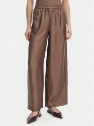 Marella Spodnie materiałowe Quiz 2613131105 Brązowy Relaxed Fit. Brązowe spodnie materiałowe damskie Marella, bez wzorów, z jedwabiu. Za 1,099.00 zł.