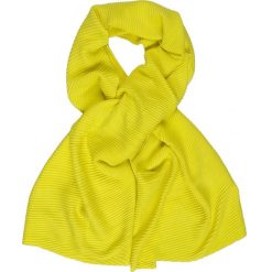 SZALIK DAMSKI. Żółte szaliki i chusty damskie TOP SECRET, na jesień, bez wzorów, prążkowane, eleganckie. Za 69.99 zł.