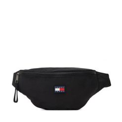 Saszetka nerka Tommy Jeans. Czarne saszetki męskie Tommy Jeans, z jeansu, młodzieżowe, małe. Za 209.99 zł.