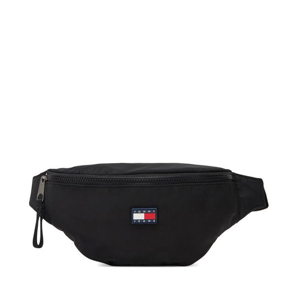 Saszetka nerka Tommy Jeans. Czarne saszetki męskie Tommy Jeans, z jeansu, młodzieżowe, małe. Za 209.99 zł.