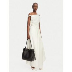 Torebka Tory Burch. Czarne torebki do ręki damskie Tory Burch, bez wzorów, klasyczne, bez dodatków. Za 2,604.00 zł.