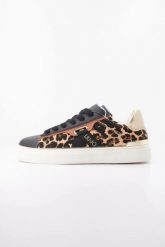 Buty LIU-JO BF6057 TX549 DEPORTIVO KIKI 04 Nadruk zwierzęcy. Obuwie sportowe damskie Liu Jo, bez wzorów, ze skóry, na fitness i siłownię. Za 607.99 zł.
