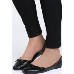 Czarne Balerinki Fade Away. Czarne baleriny damskie Born2be, z materiału. Za 39.99 zł.