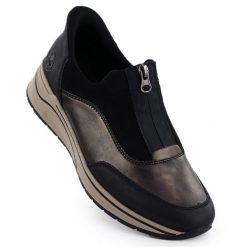 Półbuty damskie na koturnie sportowe czarno brązowe Rieker N9553-25. Brązowe półbuty damskie Rieker, bez wzorów, ze skóry ekologicznej, sportowe, bez obcasa, na koturnie, bez zapięcia. Za 295.20 zł.