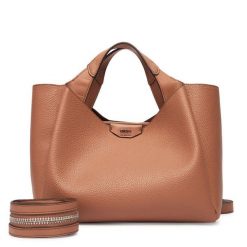 Torebka DKNY. Brązowe torebki do ręki damskie DKNY, bez wzorów, klasyczne, bez dodatków. Za 659.99 zł.