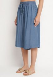 Niebieskie Bawełniane Szorty Bermudy o Szerokim Kroju z Ozdobnym Wiązaniem Falpio. Niebieskie szorty damskie Born2be, l, bez wzorów, z bawełny, eleganckie. Za 39.99 zł.
