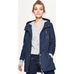Parka z kapturem - Granatowy. Parki damskie marki Cropp. W wyprzedaży za 129.99 zł.