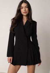 Czarna Sukienka o Kroju Marynarki VICES z Poduszkami w Ramionach Serlina. Czarne żakiety damskie Born2be, l, bez wzorów, eleganckie. Za 249.99 zł.