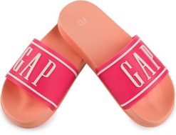 Damskie klapki sportowe miejskie na basen plażę różowe GAP AUSTIN. Czerwone klapki damskie GAP, bez wzorów, z gumy, eleganckie, bez obcasa. Za 79.00 zł.