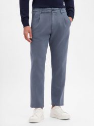 Drykorn Męskie spodnie plisowane - Chasy Mężczyźni niebieski jednolity, 33-34. Niebieskie spodnie materiałowe męskie DRYKORN, m, bez wzorów, z bawełny, eleganckie. Za 749.95 zł.