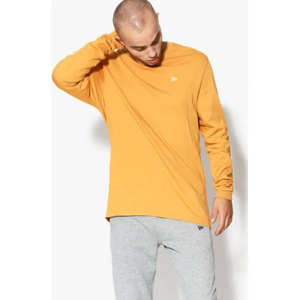 New Era Koszulka Ls Ne Established Ls Tee Ne Bsq None , żółty, rozmiar M. Żółte bluzki z długim rękawem męskie New Era, m, bez wzorów, z materiału, bez kołnierzyka. W wyprzedaży za 99.99 zł.