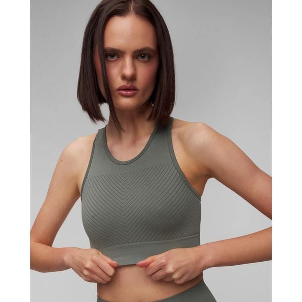 Top Casall Essential Block Seamless Sport M. Zielone koszulki sportowe damskie Casall, m, bez wzorów, bez kołnierzyka, bez ramiączek, na jogę i pilates. W wyprzedaży za 149.00 zł.