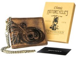 Portfel skórzany z łańcuchem tłoczony [DH] N992C-VIN-M brązowy. Brązowe portfele męskie Inny, bez wzorów, z nubiku. Za 75.99 zł.