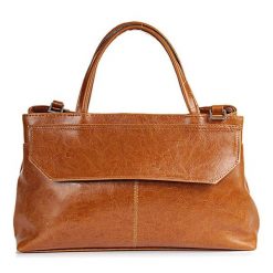 Torebka skórzana damska kuferek DAN-A T146 camel. Brązowe torebki do ręki damskie DAN-A, bez wzorów, ze skóry, eleganckie, bez dodatków. Za 299.99 zł.