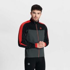 Mocno ocieplona kurtka zimowa męska Rogelli FREEZE. Czarne kurtki męskie Rogelli, na jesień, l, bez wzorów, z gumy, bez kaptura. Za 345.00 zł.