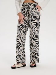 Spodnie wide leg - wielobarwny. Spodnie materiałowe damskie Sinsay, l, bez wzorów, z materiału. Za 49.99 zł.