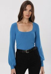 Niebieski Sweter Uhrieth. Niebieskie swetry damskie Born2be, bez wzorów, z dzianiny, bez kołnierzyka, bez ramiączek, długie, bez kaptura. Za 99.99 zł.