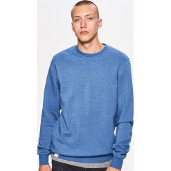 Gładka bluza BASIC - Niebieski. Niebieskie bluzy męskie Cropp. Za 59.99 zł.