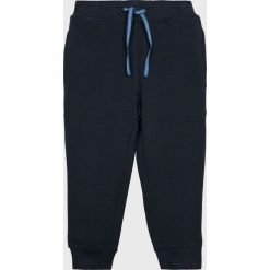 Name it - Spodnie dziecięce 92-116 cm. Spodnie materiałowe dla chłopców marki Name it. W wyprzedaży za 39.90 zł.