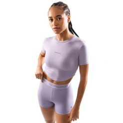 Damska koszulka treningowa crop top z krótkim rękawem Fitness Siroko Harmony. Fioletowe koszulki sportowe damskie SIROKO, xs, bez wzorów, z tkaniny, bez kołnierzyka, bez ramiączek, na fitness i siłownię. Za 127.00 zł.