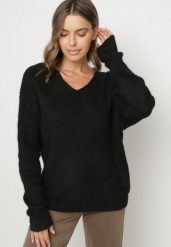 Czarny Sweter z Dodatkiem Wełny i Trójkątnym Dekoltem Esmina. Czarne swetry damskie Born2be, l, bez wzorów, z wełny, eleganckie, bez kołnierzyka, bez ramiączek, bez kaptura. Za 99.99 zł.