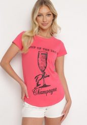 Różowy Klasyczny T-shirt z Bawełny Ozdobiony Nadrukiem Getantia. Czerwone bluzki damskie Born2be, l, bez wzorów, z bawełny, klasyczne, bez kołnierzyka. Za 34.99 zł.