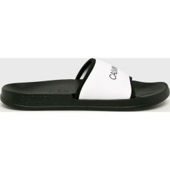 Calvin Klein Underwear - Klapki. Białe klapki męskie Calvin Klein Underwear, z materiału, bez zapięcia. W wyprzedaży za 139.90 zł.