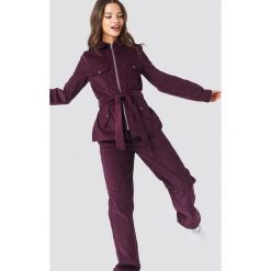 NA-KD Spodnie sztruksowe - Purple. Spodnie materiałowe damskie marki NA-KD. Za 161.95 zł.